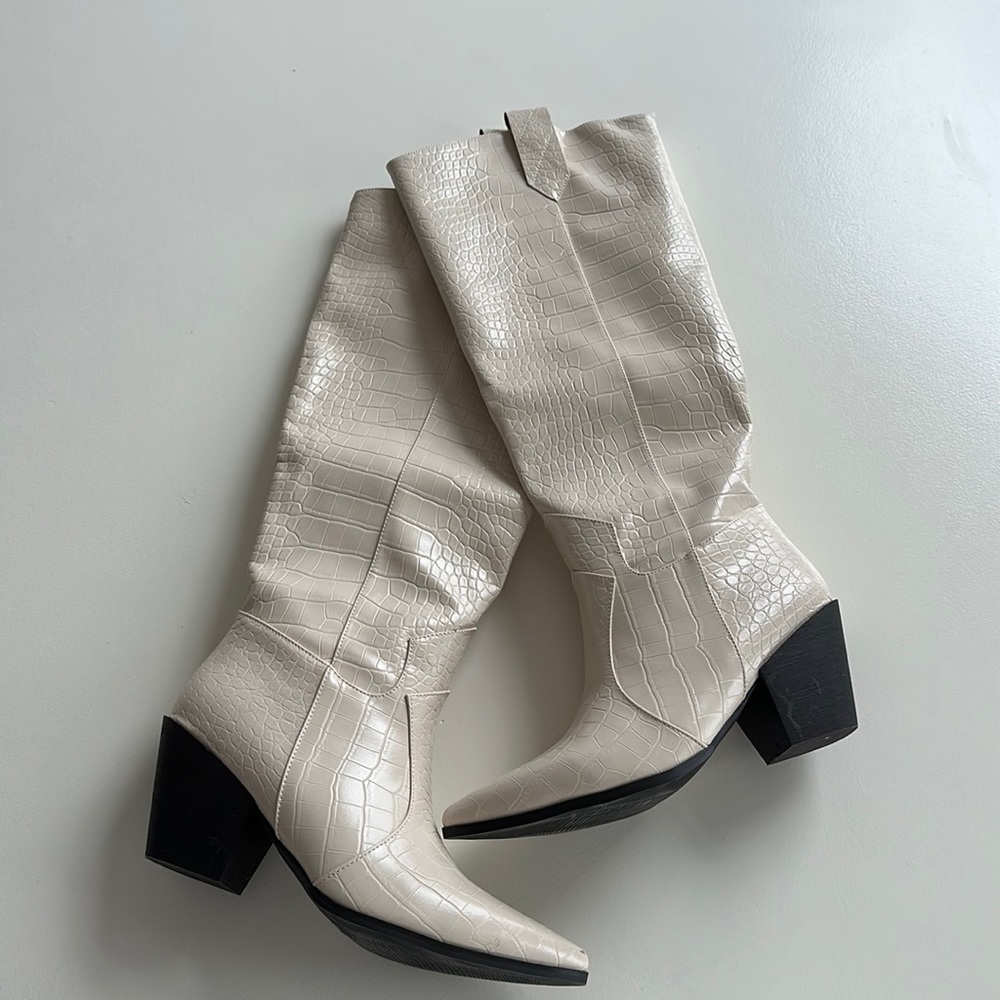 Cowboy Boots - Size 7